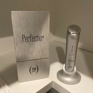 Perfectio Zero Gravity LED Infrared Device.